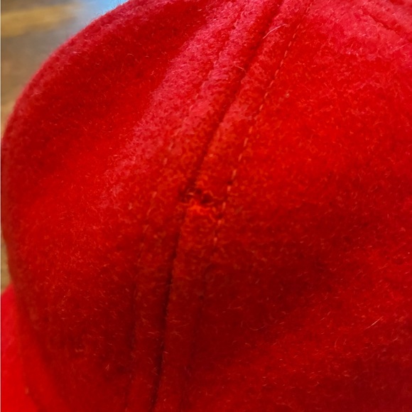 Filson Red Wool Cap - Picture 5 of 5